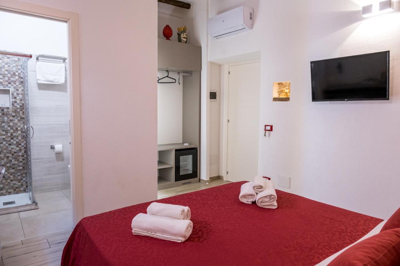 Barlaman Luxury Rooms Palermo Exterior foto