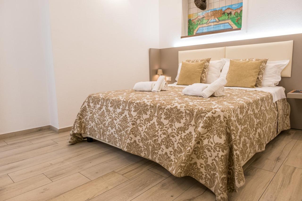 Barlaman Luxury Rooms Palermo Exterior foto